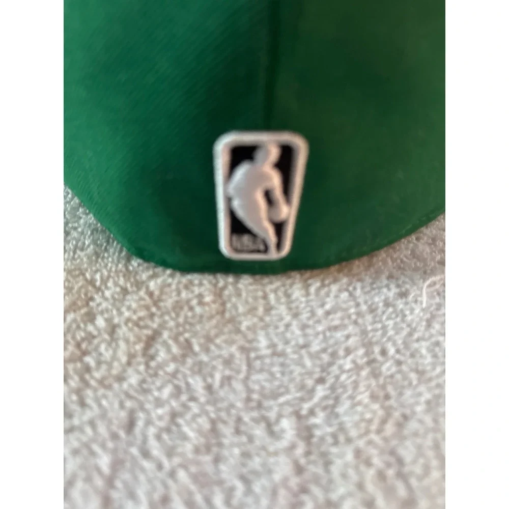 New Era 59FIFTY Boston Celtics Hat Green Size 7 1/2 NBA Fitted Lucky Leprechaun